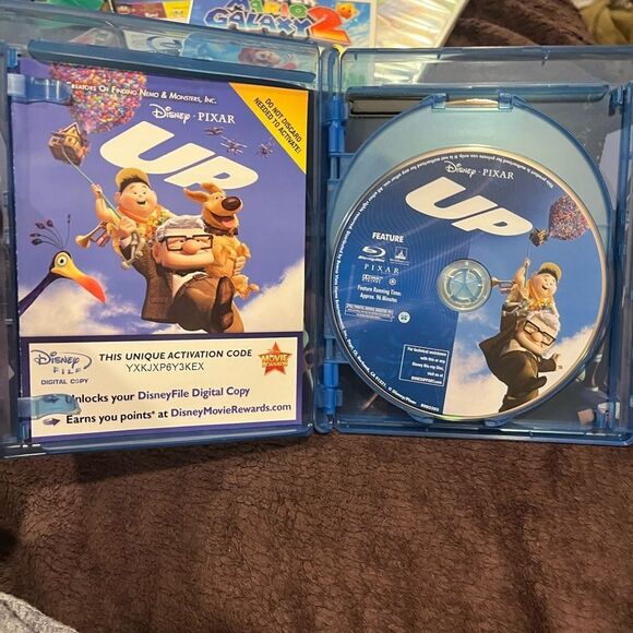 UP Blu-ray/DVD 4-Disc Set, Includes Digital Copy Movie - Picture 3 of 5